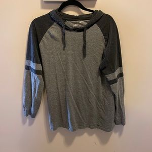 Hooded long sleeve shirt